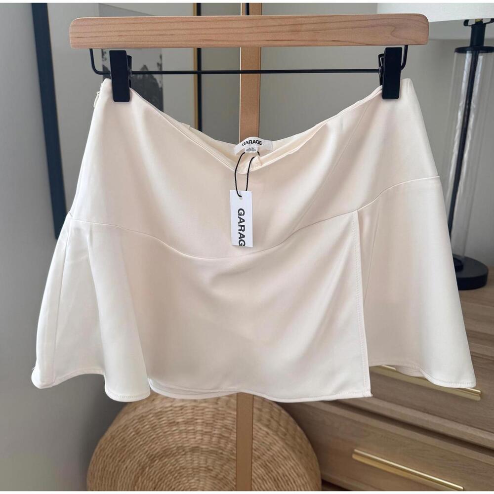 Garage Satin Mini Skort with Side Slit White Cream NWT Women's Small